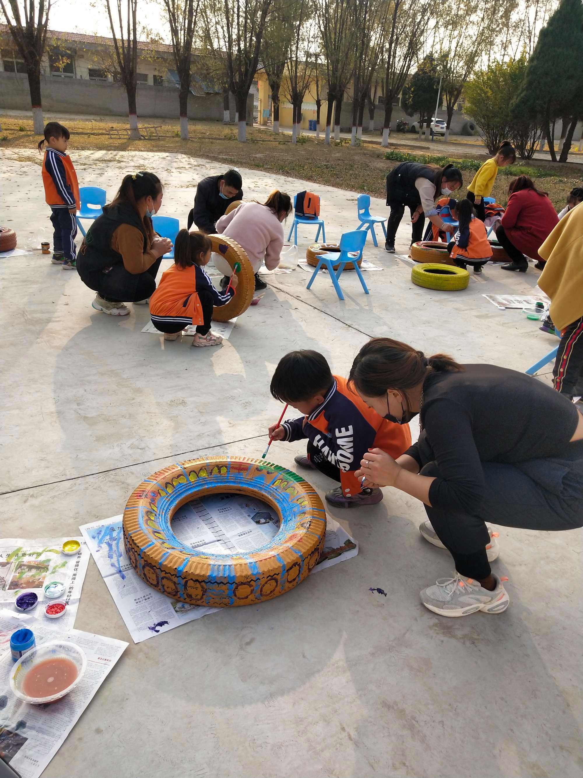 幼儿园轮胎涂鸦 幼儿园轮胎涂鸦图片大全