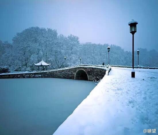 西湖残雪 断桥残雪诗句