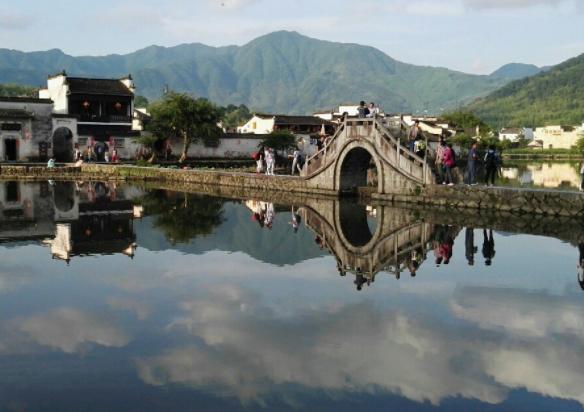 黄山北怎么去宏村 黄山北去宏村怎么坐车