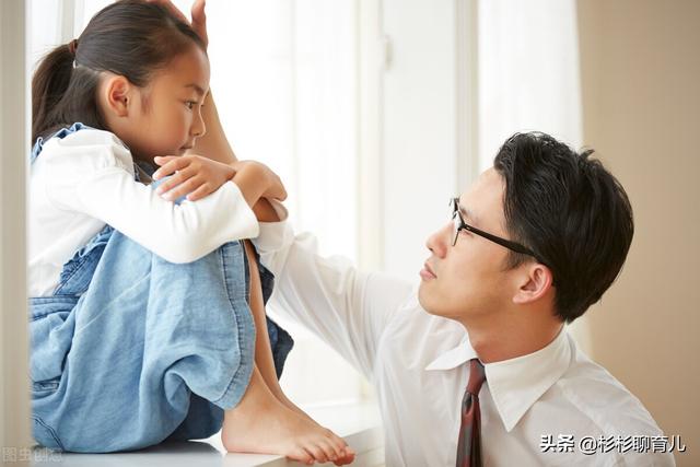 十岁女孩子不想上学怎么办 十岁女孩厌学 不想上学,整天哭